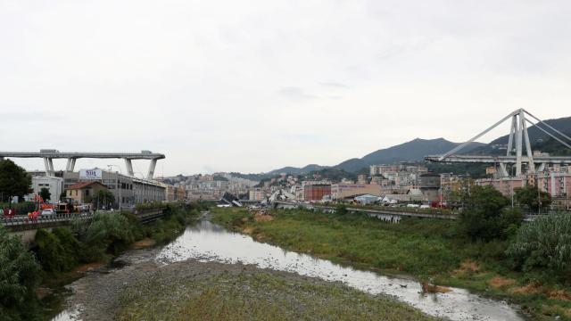 El viaducto caído en Génova.