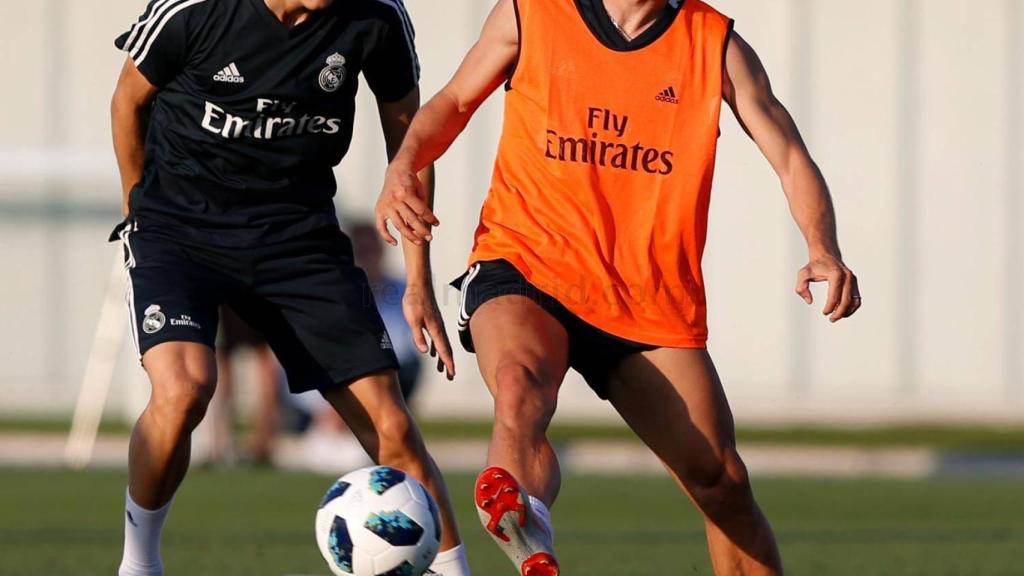 Luka Modric y Odegaard durante un entrenamiento