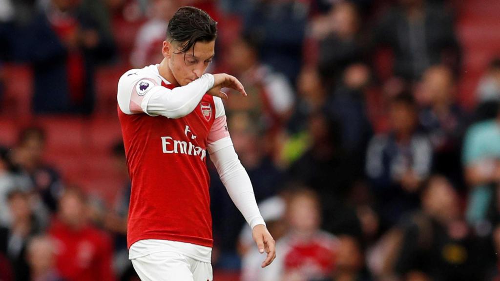 Ozil durante un partido de la Premier League