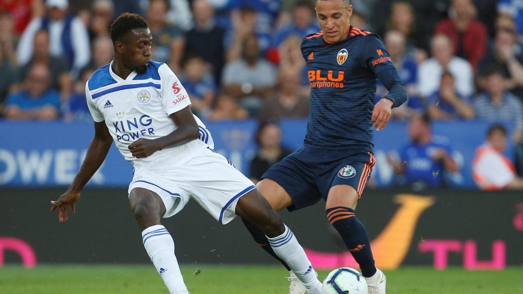 Rodrigo durante el amistoso ante el Leicester City