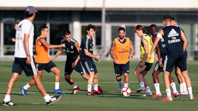 Álvaro Odriozola en el entrenamiento