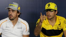 Fernando Alonso y Carlos Sainz Jr.