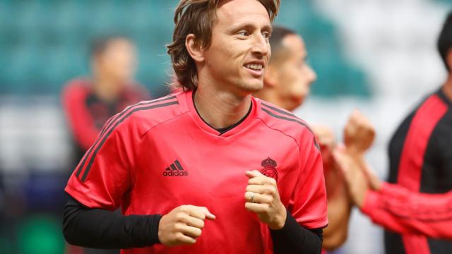 Modric entrena con el Madrid