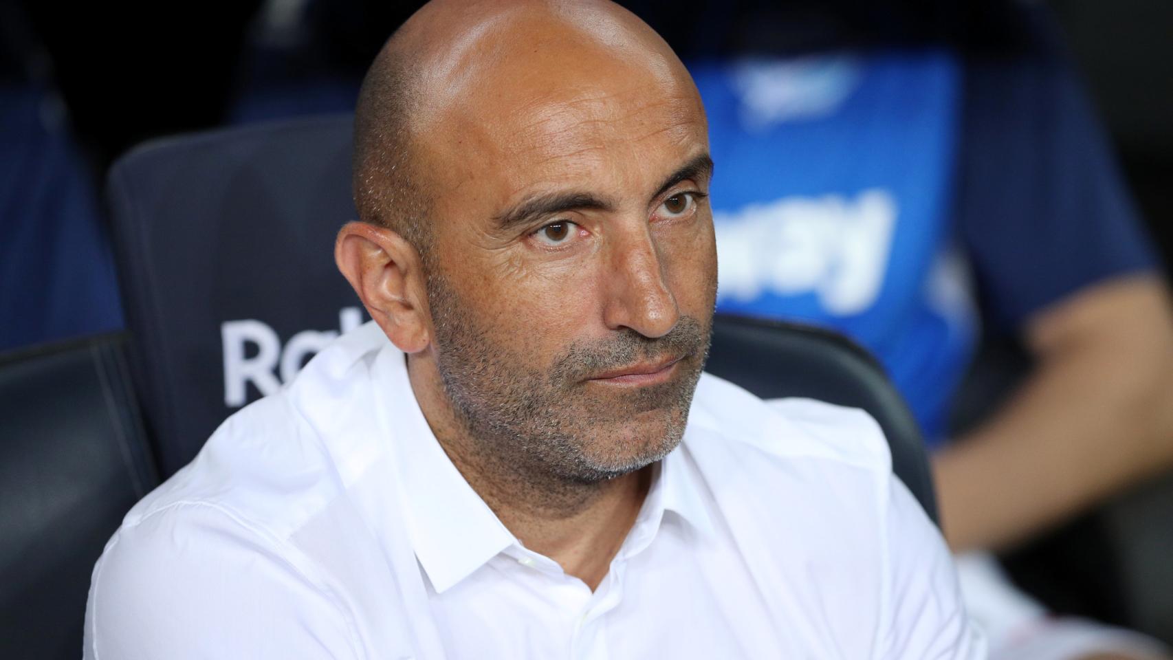 Abelardo Fernandez, entrenador del Deportivo Alavés