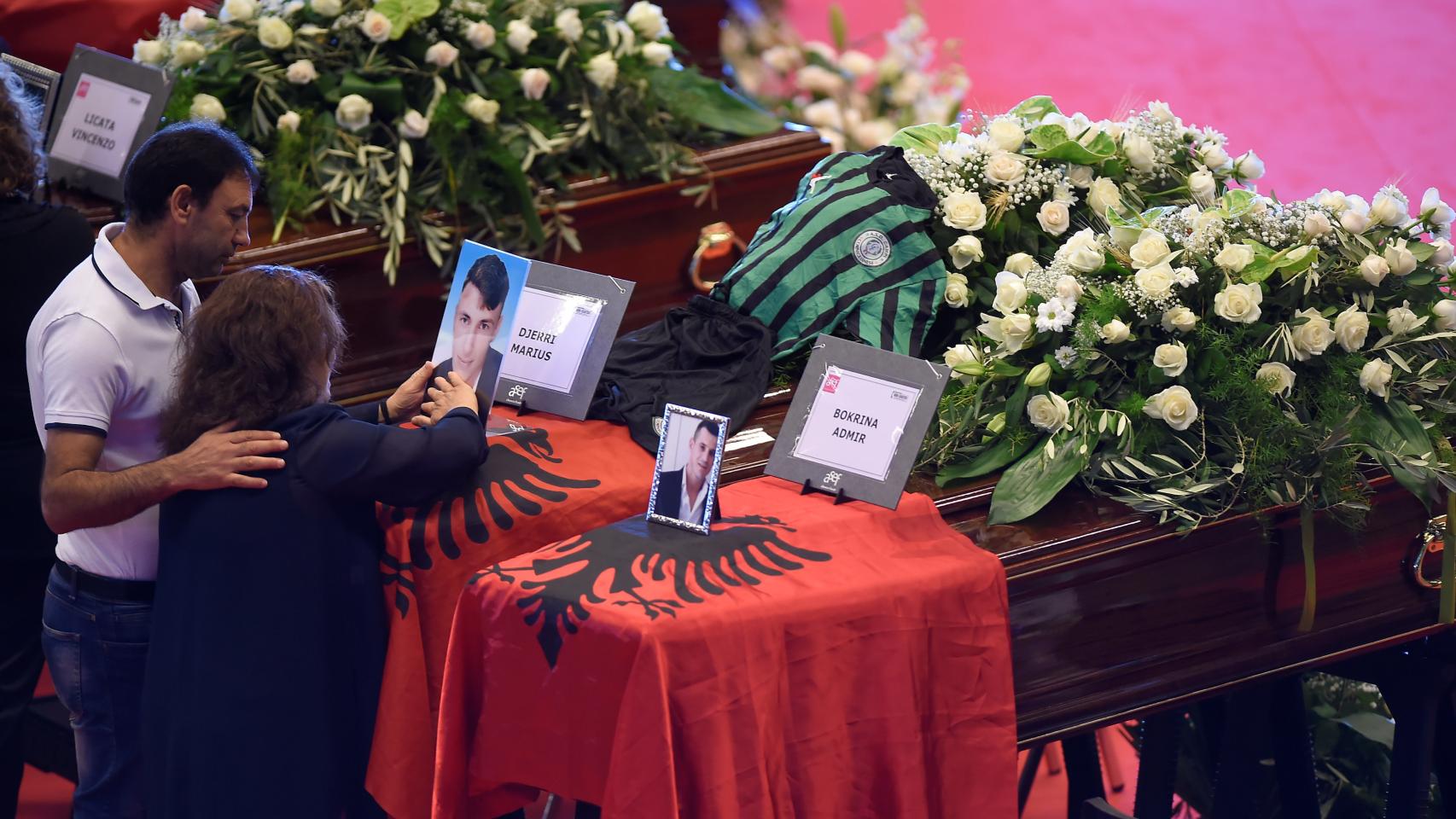 Funeral por las víctimas del puente Morandi, en Génova.