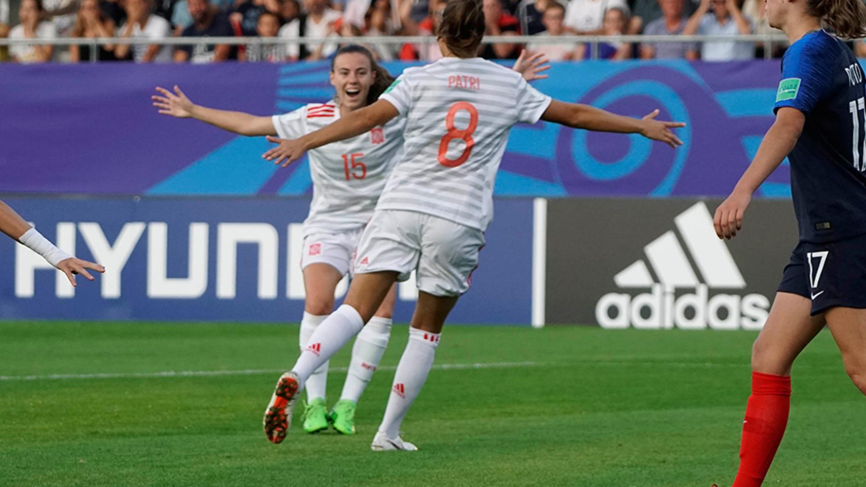 Jugadoras de la Selección celebrando el gol. Foto: sefutbol.com