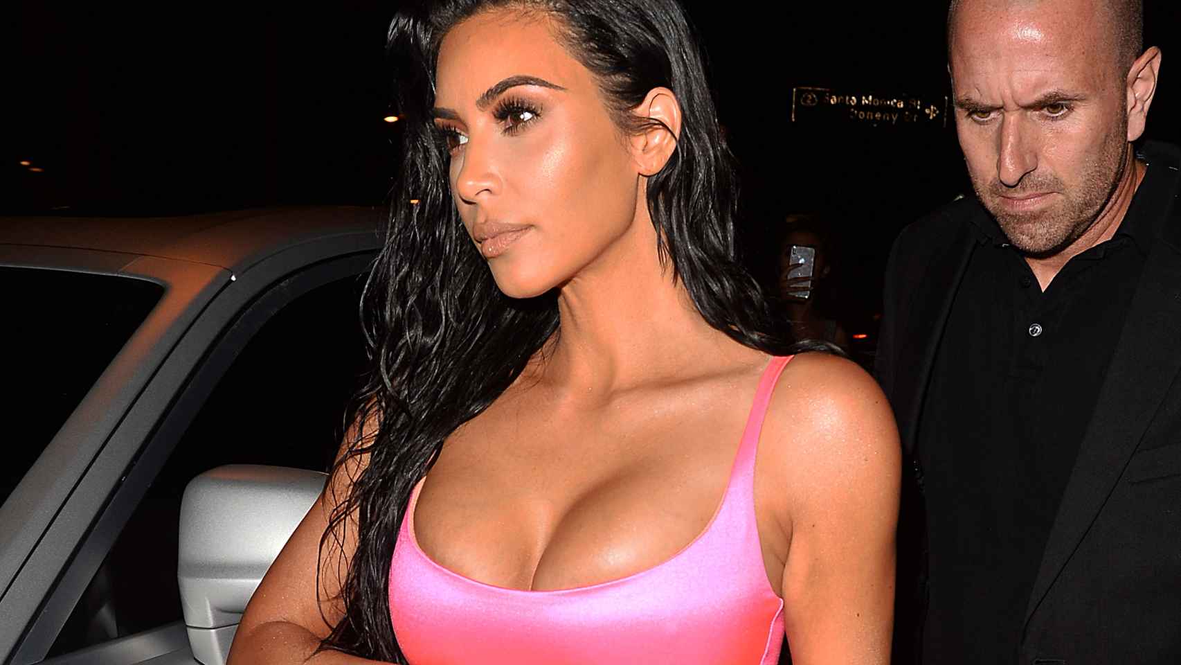 Kim Kardashian, obsesionada con el flúor y el látex