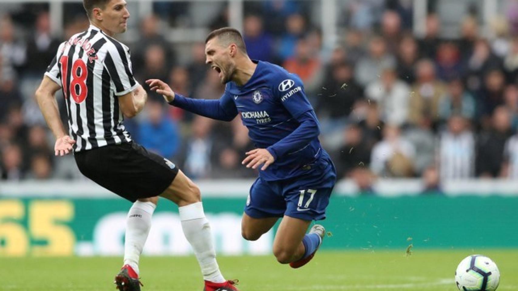 Kovacic durante un choque frente al Newcastle