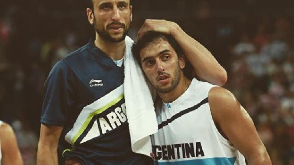 Campazzo y Ginobili con la selección argentina. Foto: Twitter. (@facucampazzo)
