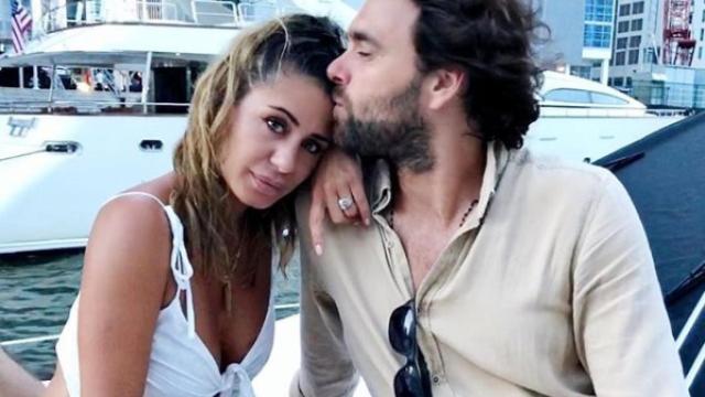 Elena Tablada y Javier Ungría posando en una foto de sus redes sociales.