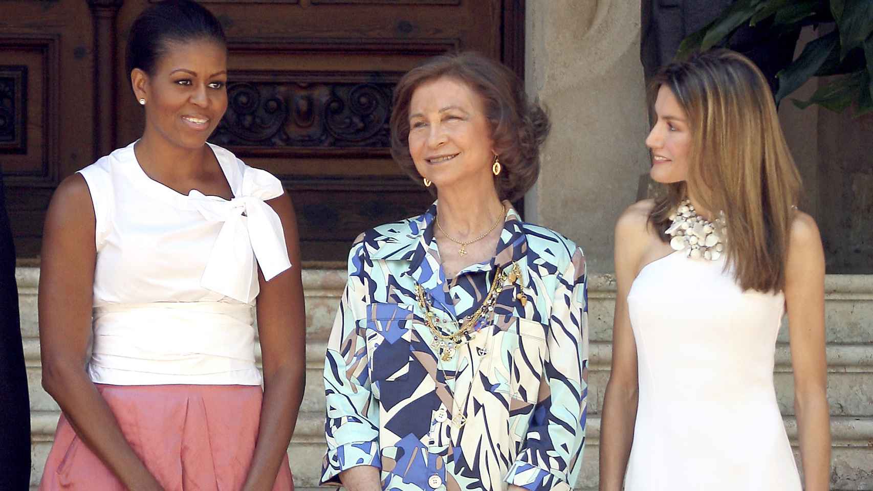 Michelle Obama, la reina Sofía y la entonces princesa Letizia, en Marivent, en 2010.