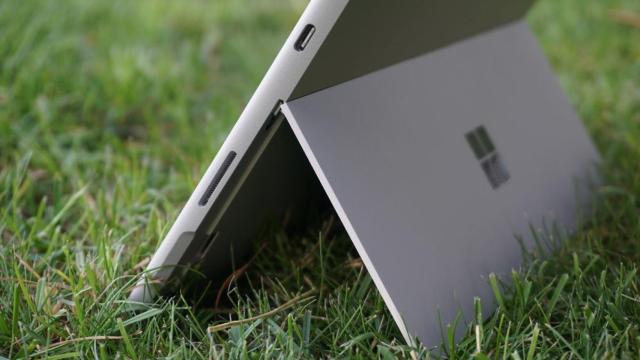 Microsoft-surface-go-012