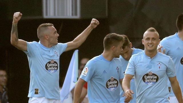 Los jugadores del Celta celebran un gol