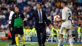 Lopetegui da órdenes desde la banda a sus jugadores