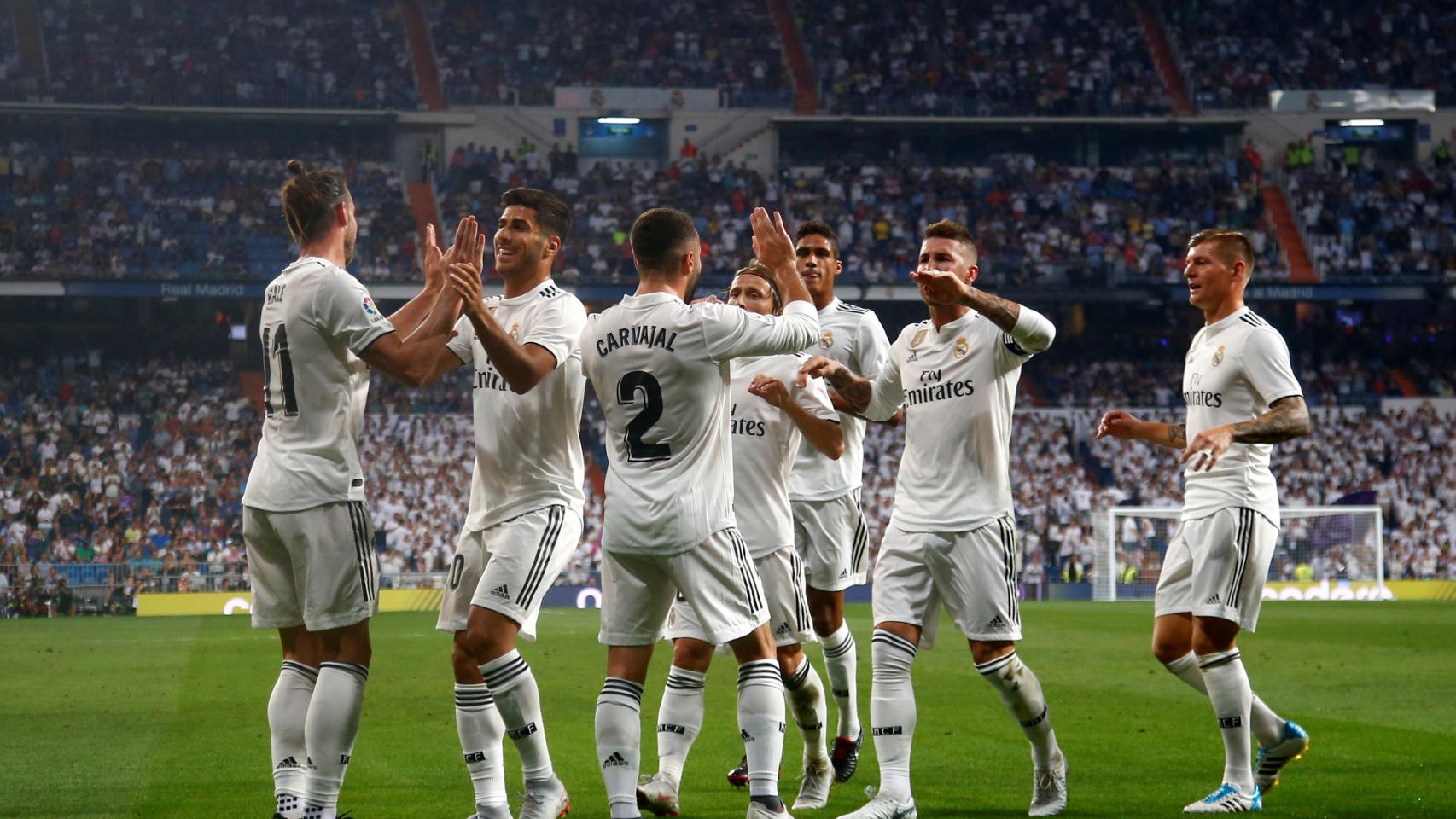 Los jugadores del Real Madrid, celebrando un gol