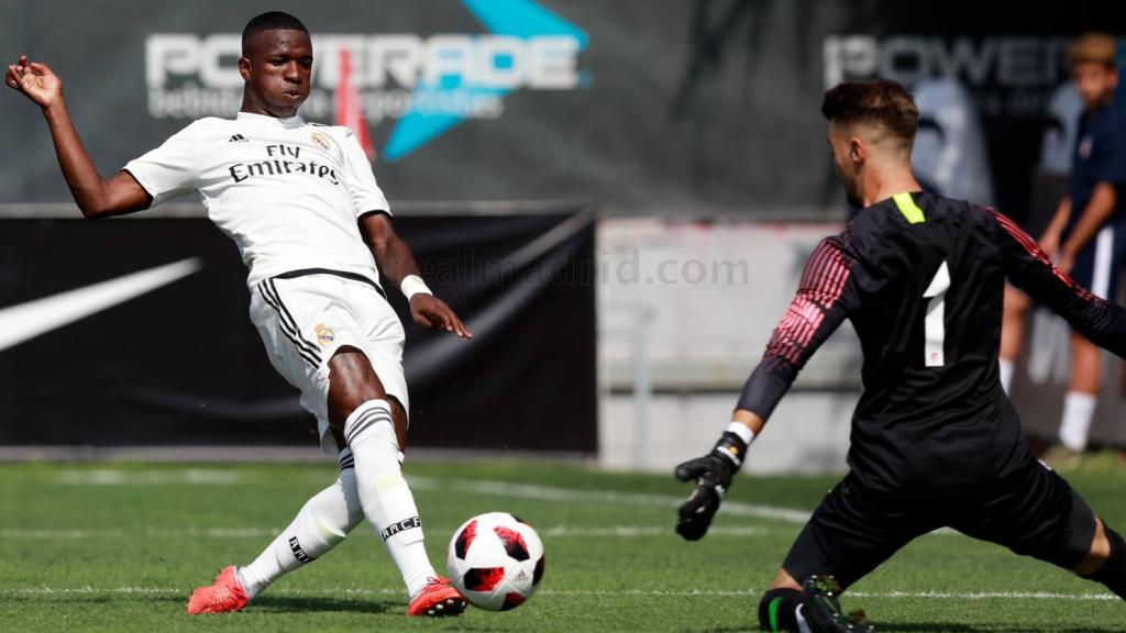 Vinicius define ante San Román