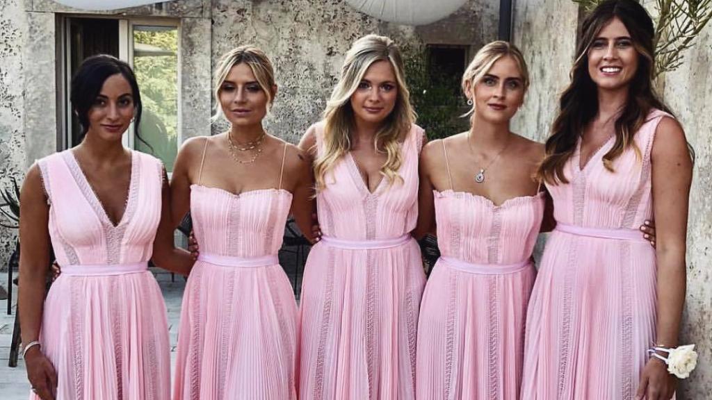 Las cinco damas de honor de Chiara Ferragni.