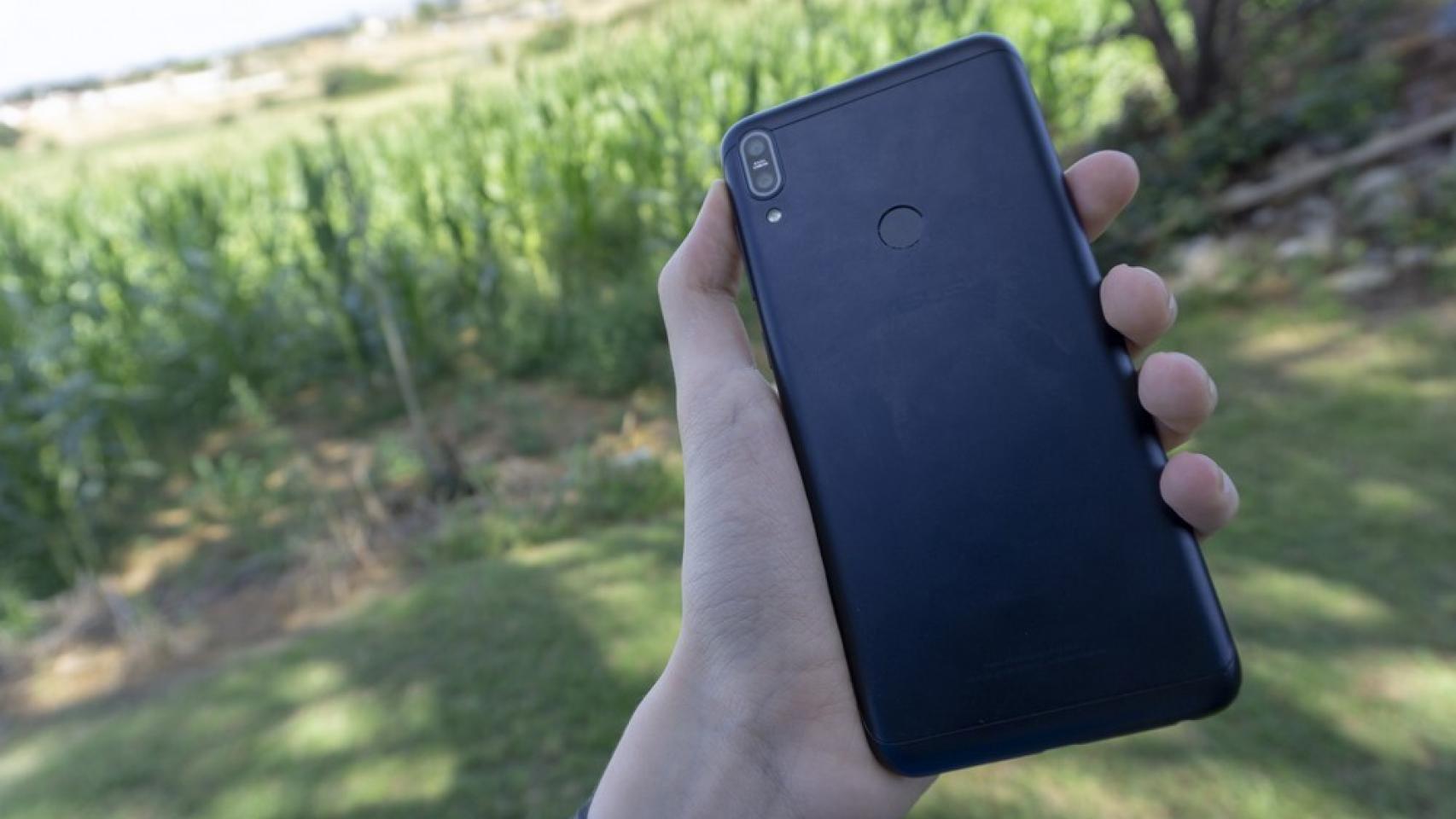 Análisis del Asus Zenfone Max Pro: una batería que te durará hoy y mañana