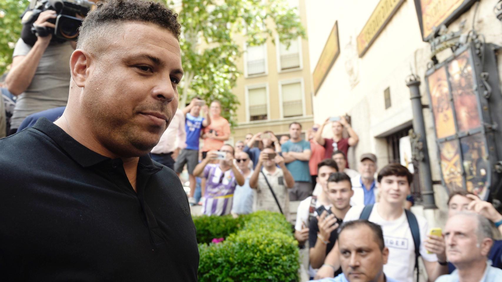 Ronaldo Nazario, presentado como máximo accionista del Valladolid