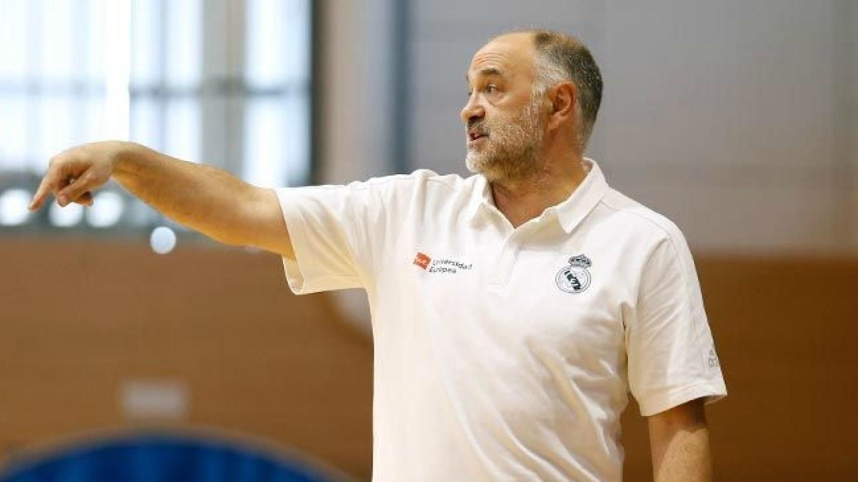 Pablo Laso durante un entrenamiento del Real Madrid de Baloncesto