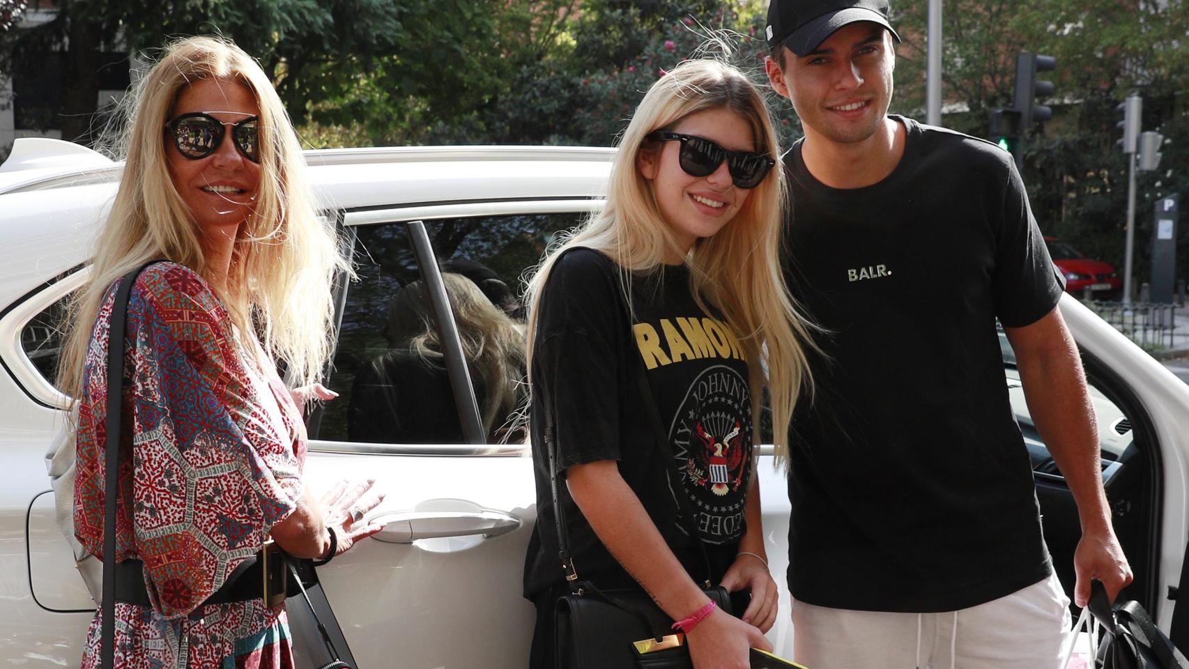 Makoke, Anita Matamoros y Javier Tudela.