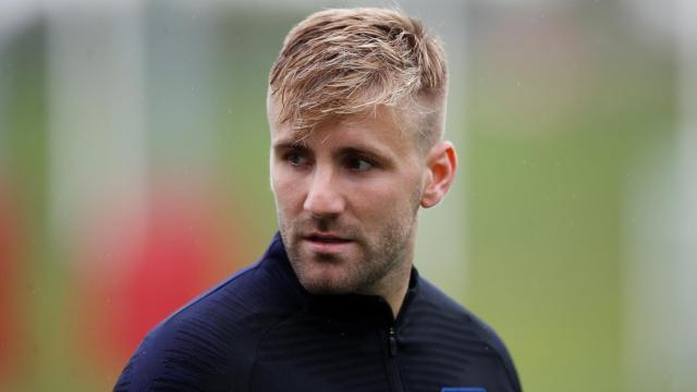 Luke Shaw, en un entrenamiento con Inglaterra.