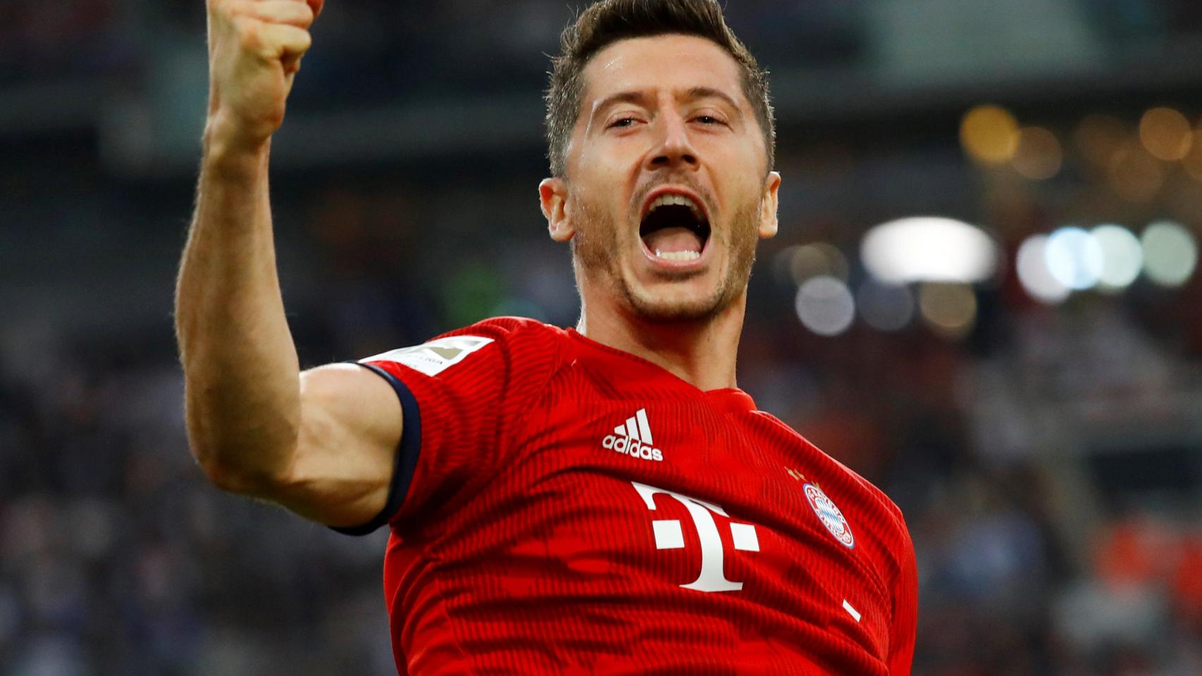 Lewandowski celebra un gol con el Bayern