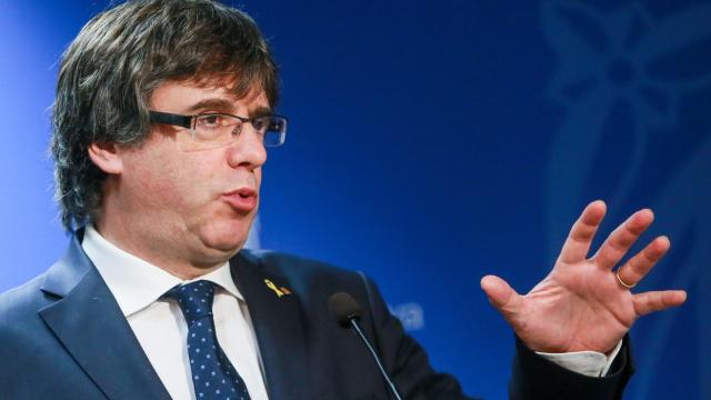 Puigdemont, durante su rueda de prensa en la oficina de Cataluña en Bruselas