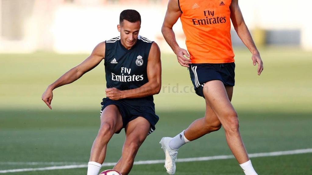 Lucas Vázquez y Benzema entrenando en Valdebebas