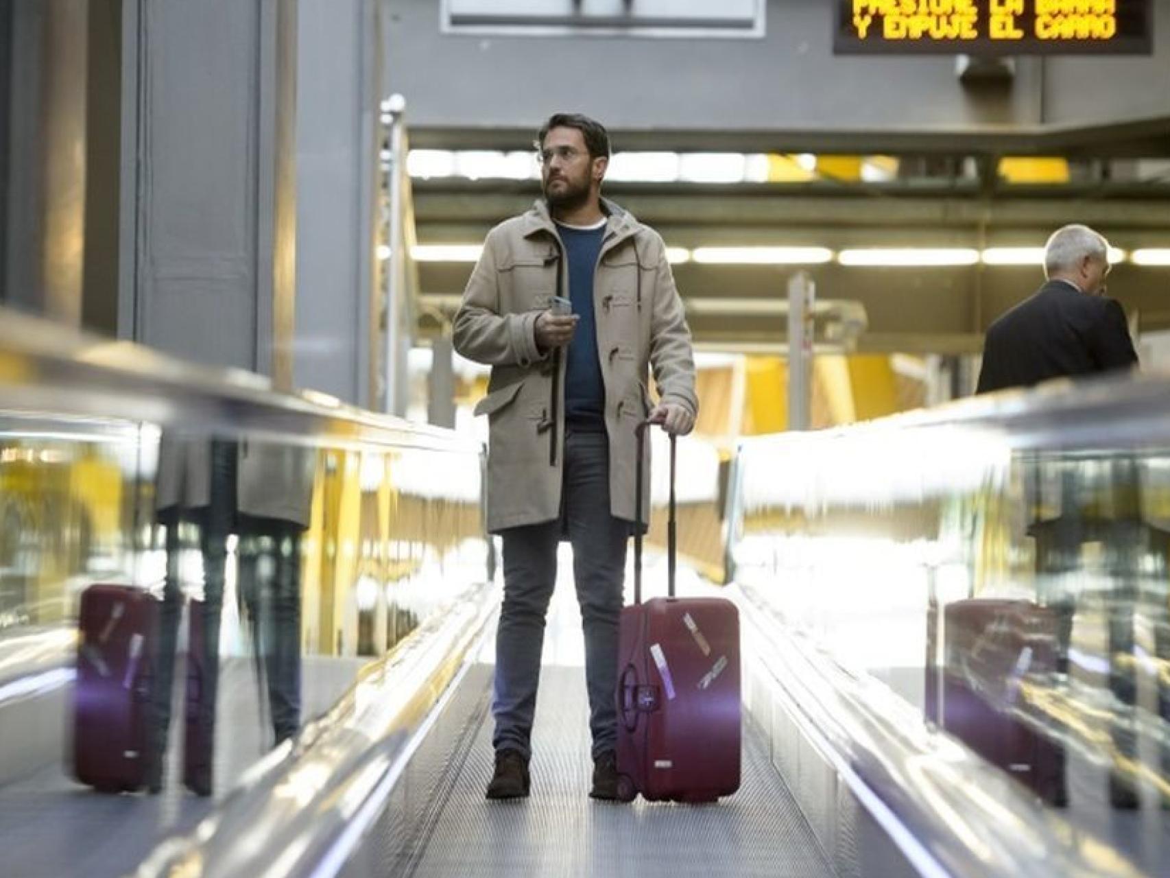 Màxim Huerta en uno de sus viajes para presentar sus libros de éxito. Dani Pozo.