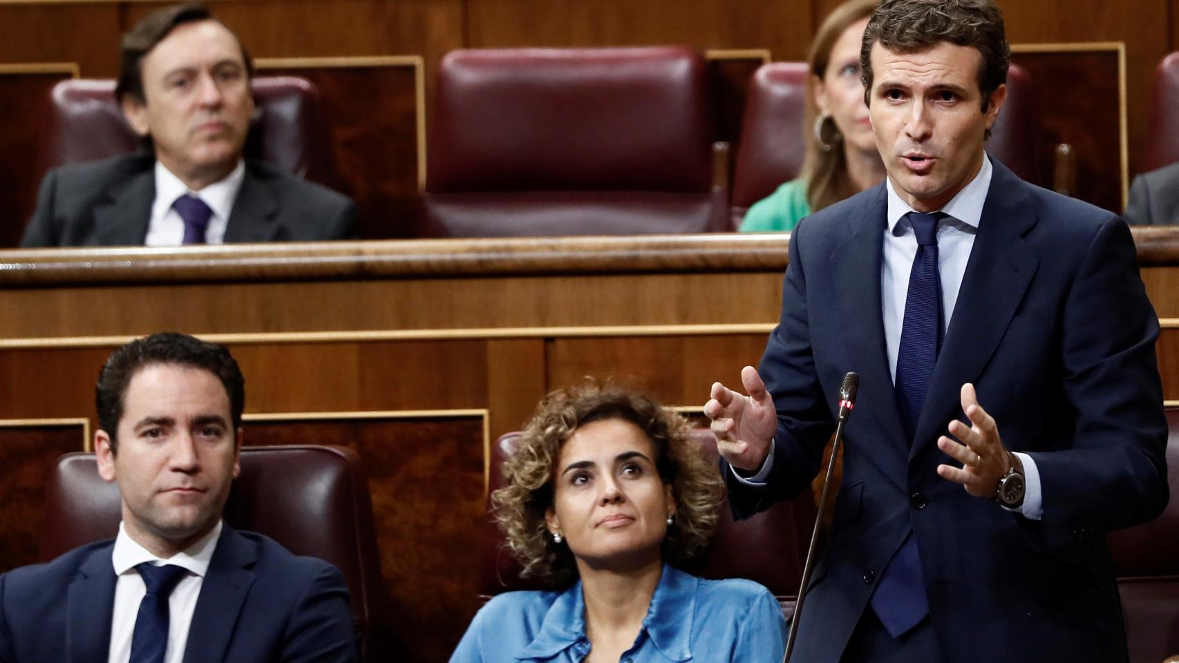 Casado en el primer cara a cara con Sánchez.