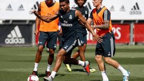 Casemiro y Kroos durante el entrenamiento