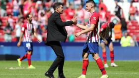 ¡Simeone fue pitado por sacar a Borja Garcés!