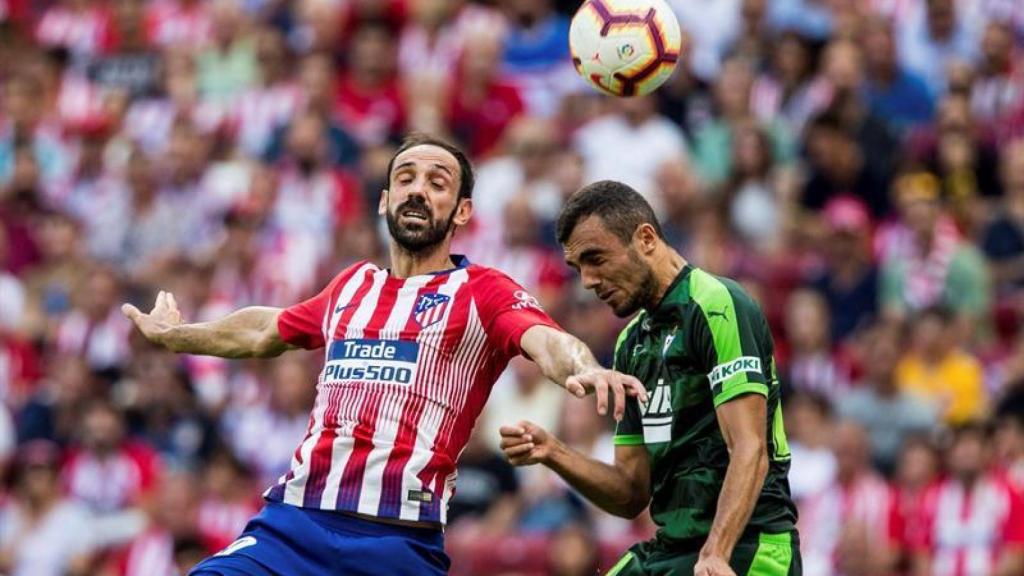 Juanfran, en el Atlético - Eibar