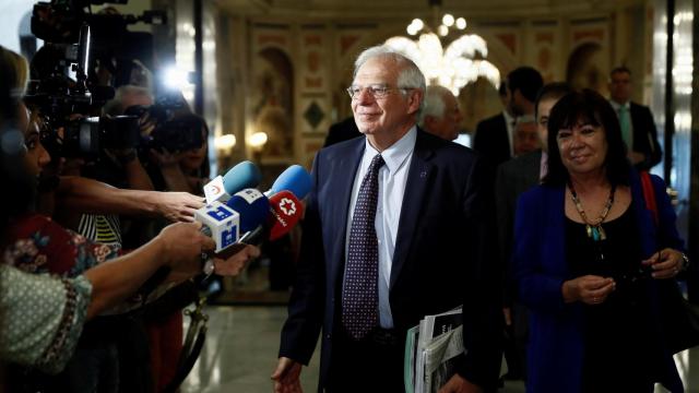 El titular de Asuntos Exteriores, Josep Borrell, en un desayuno informativo en Nueva Economía Fórum.