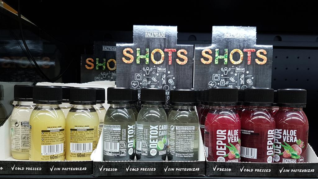 Los tres nuevos 'shots' con carbón activo, aloe vera y jengibre que comercializa Mercadona.