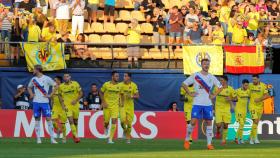 Jugadores del Villarreal y el Rangers