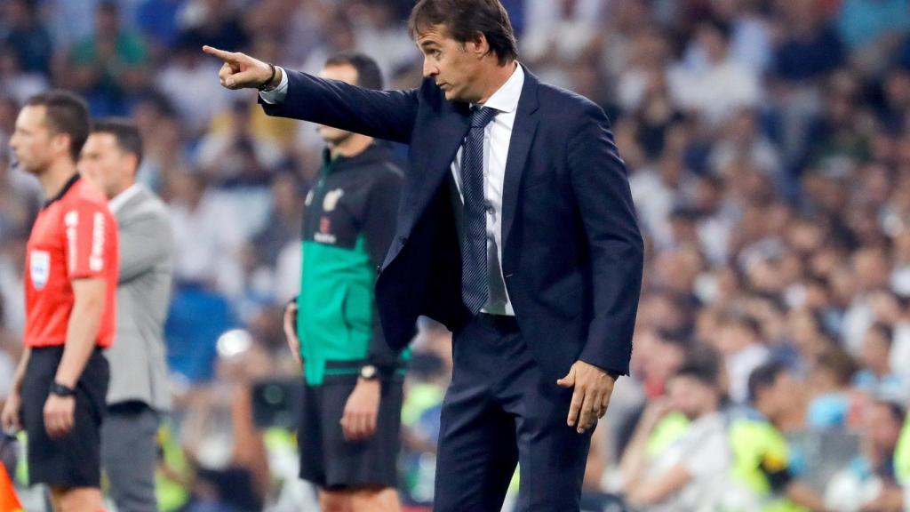 Julen Lopetegui, dando órdenes a sus jugadores