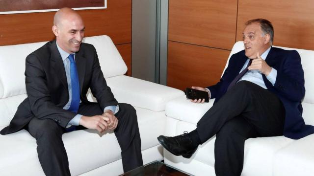 Rubiales y Tebas.