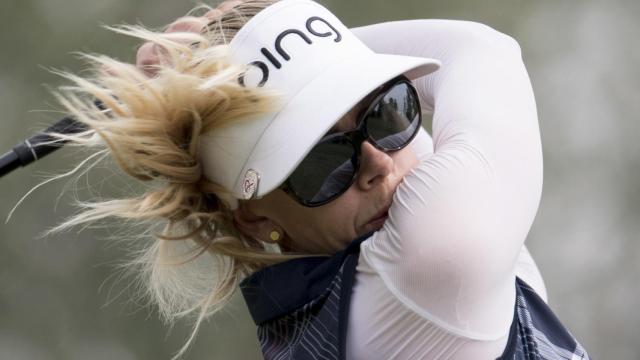 La golfista Pernilla Lindberg en un torneo.