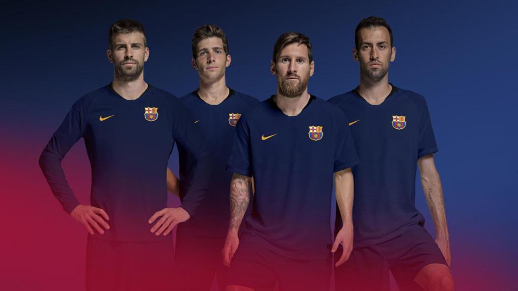 Simulación del nuevo escudo del FC Barcelona en la camiseta