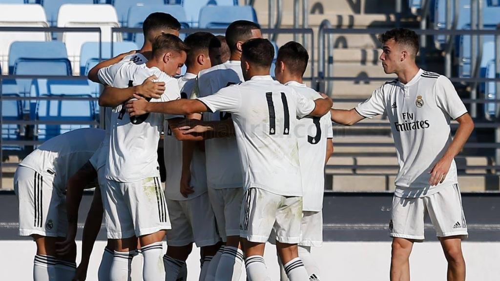 Celebración de un gol del Castilla