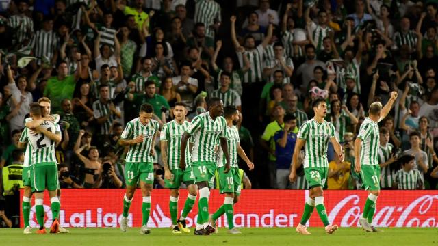 Los jugadores del Betis celebran un gol ante el Leganés