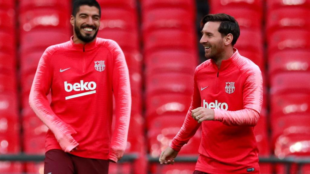 Luis Suárez entrena con Messi antes del partido ante el Tottenham.