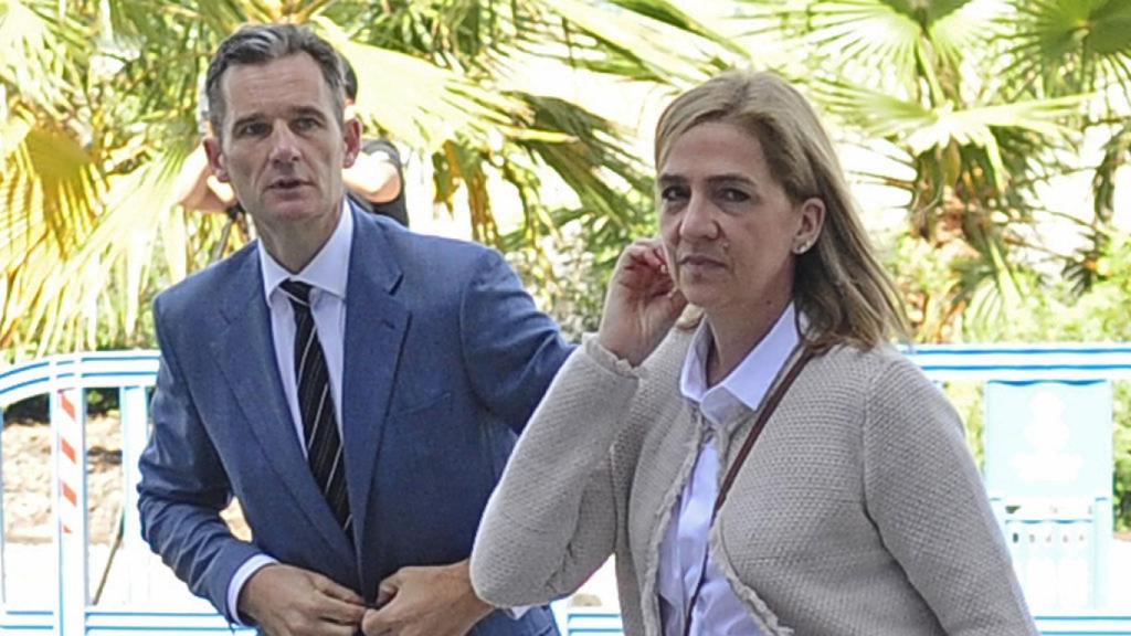 Iñaki Urdangarin y la infanta Cristina, asistiendo a uno de los juicios del Caso Noós.