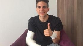 Bartra, con los brazos vendados el día después de sufrir un ataque terrorista. Foto: Instagram (@marcbartra)