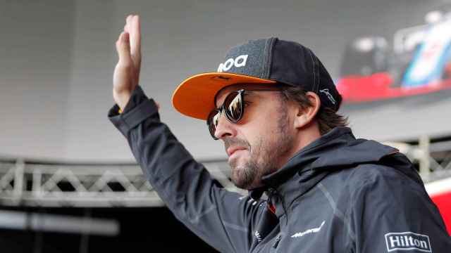 Fernando Alonso, durante un GP de Fórmula 1 en su etapa con McLaren