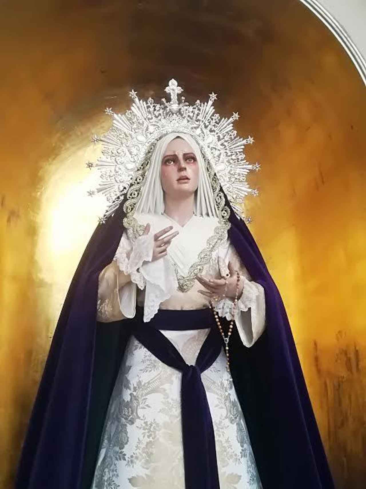 Virgen donada por Ángela Pérez en 1996 a la Hermandad del Cristo Flagelado de Montoro (Córdoba).