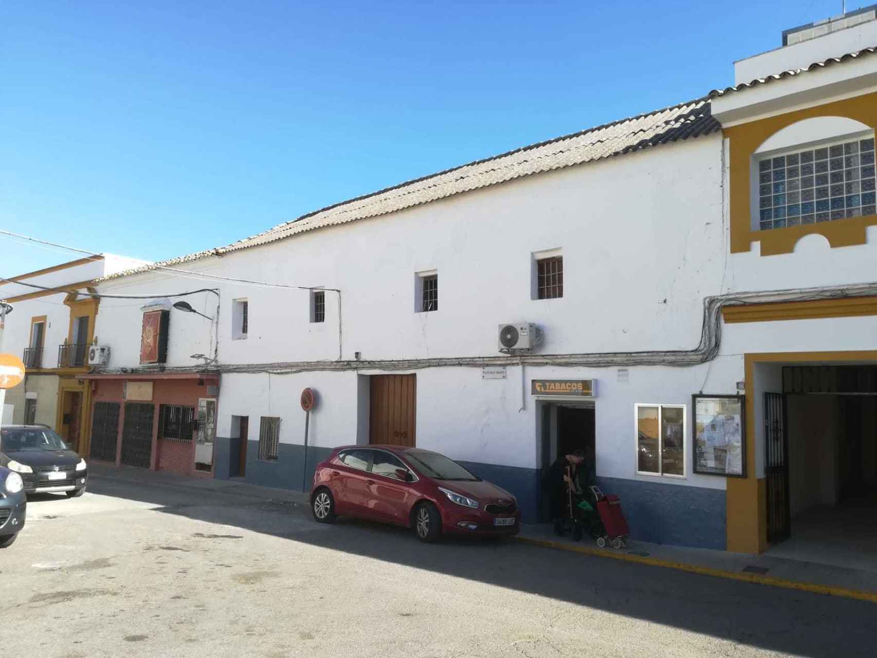 Casa que albergaba la antigua posada de El Carpio (Córdoba), donde residía Pedro Gutiérrez, amigo del excomisario Villarejo.