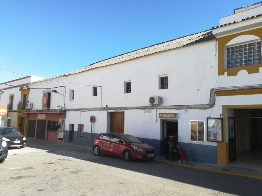 Casa que albergaba la antigua posada de El Carpio (Córdoba), donde residía Pedro Gutiérrez, amigo del excomisario Villarejo.